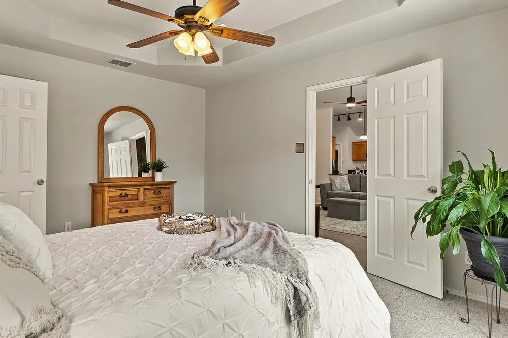 817 Redding Drive Saginaw, TX 76131
