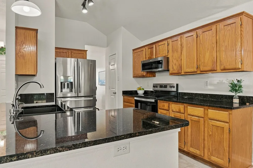 817 Redding Drive Saginaw, TX 76131