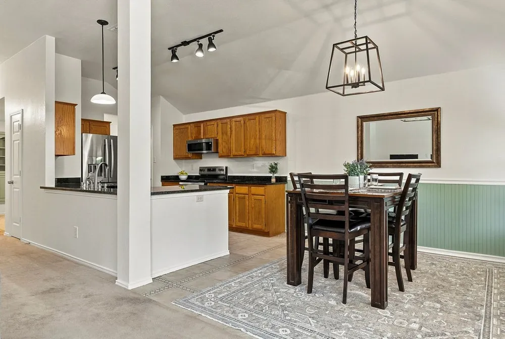 817 Redding Drive Saginaw, TX 76131