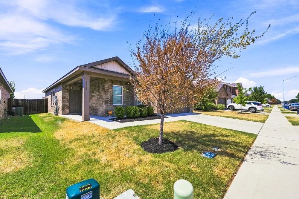 8405 Hawkview Drive Fort Worth, TX 76179