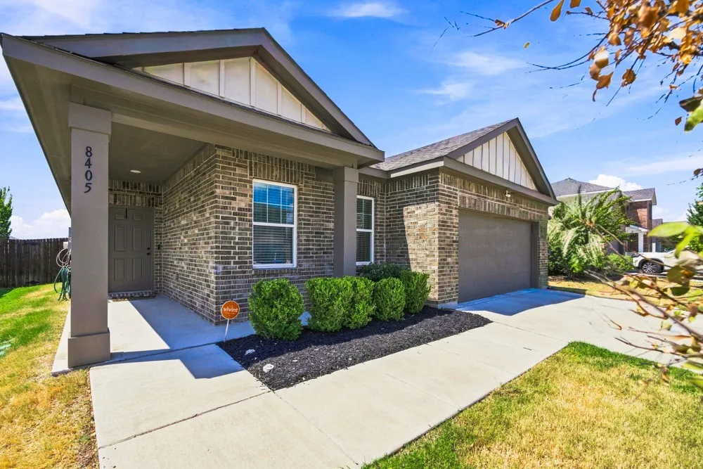 8405 Hawkview Drive Fort Worth, TX 76179
