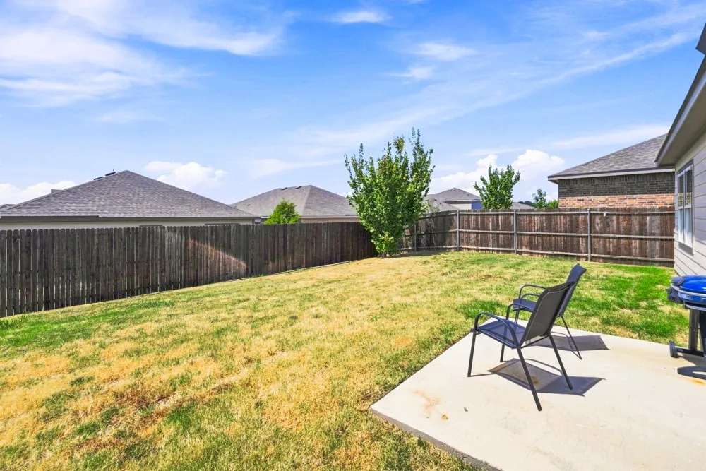 8405 Hawkview Drive Fort Worth, TX 76179