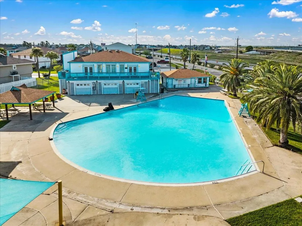 997 Redfish Street Bayou Vista, TX 77563