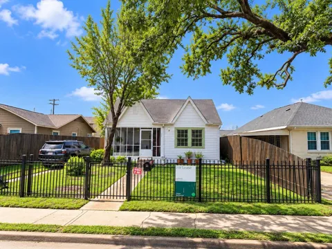 1005 Dorothy Street