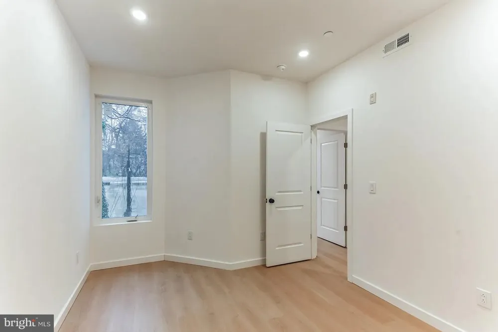 4628 WAYNE AVENUE #2 Philadelphia, PA 19144