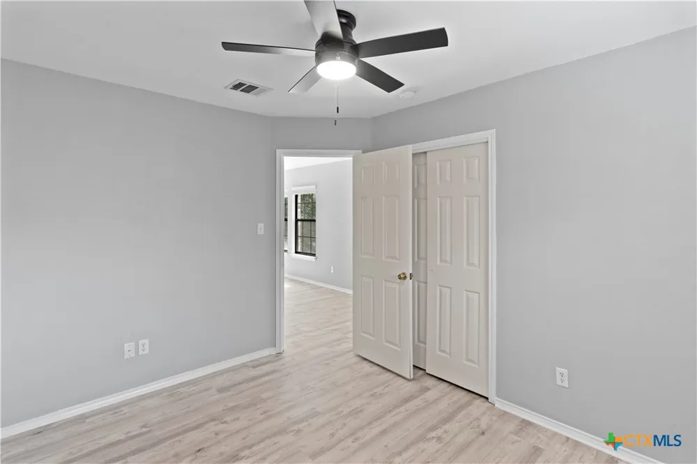 551 Thicket Lane Kyle, TX 78640