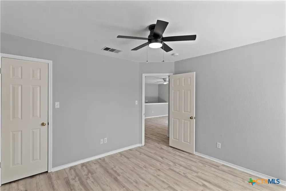 551 Thicket Lane Kyle, TX 78640