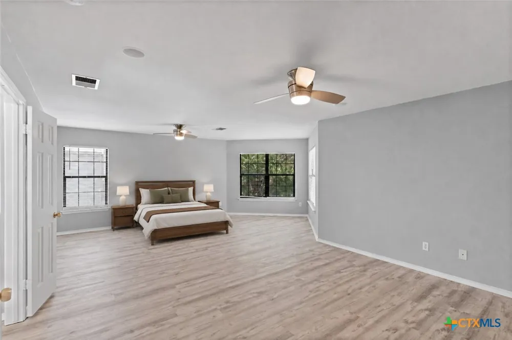 551 Thicket Lane Kyle, TX 78640
