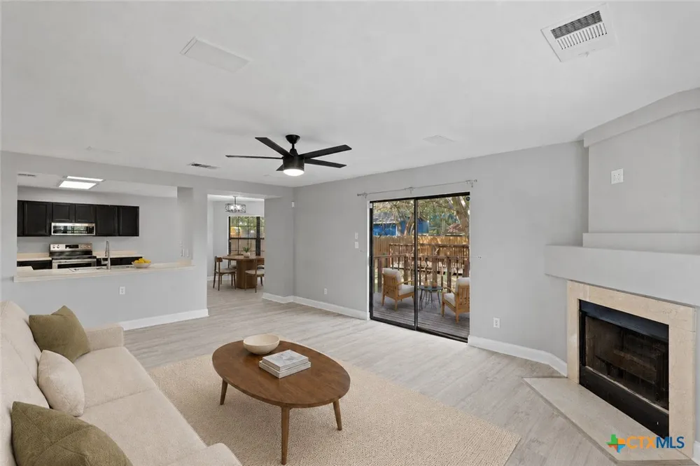 551 Thicket Lane Kyle, TX 78640