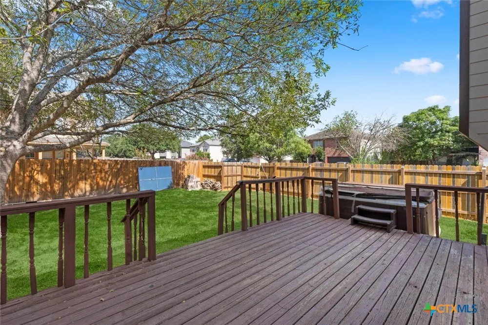 551 Thicket Lane Kyle, TX 78640