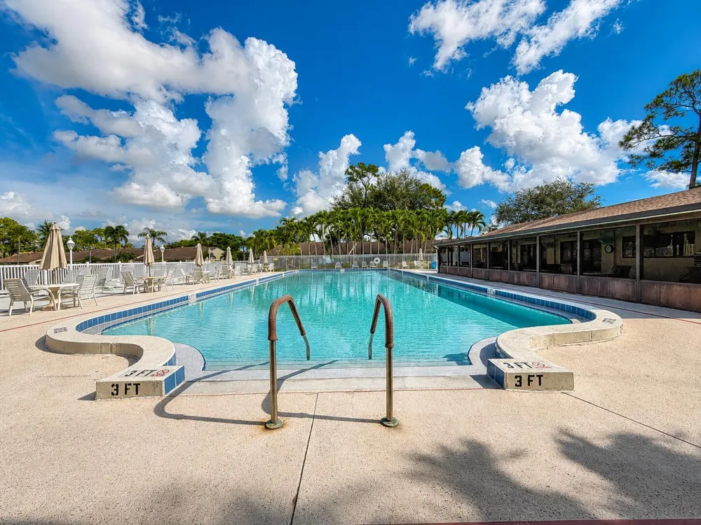 628 Sea Pine Way #C2 