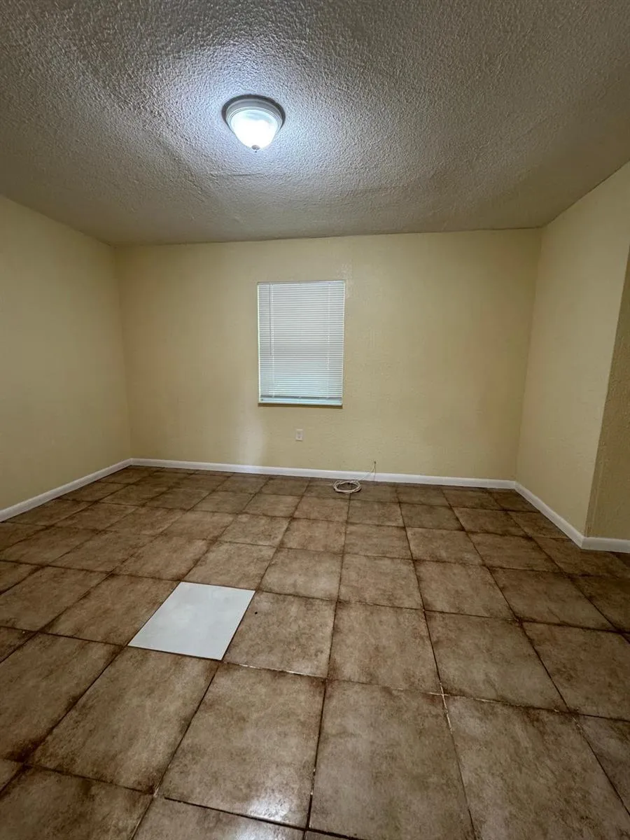 200 NW 14TH STREET #1-5 Pompano Beach, FL 33060