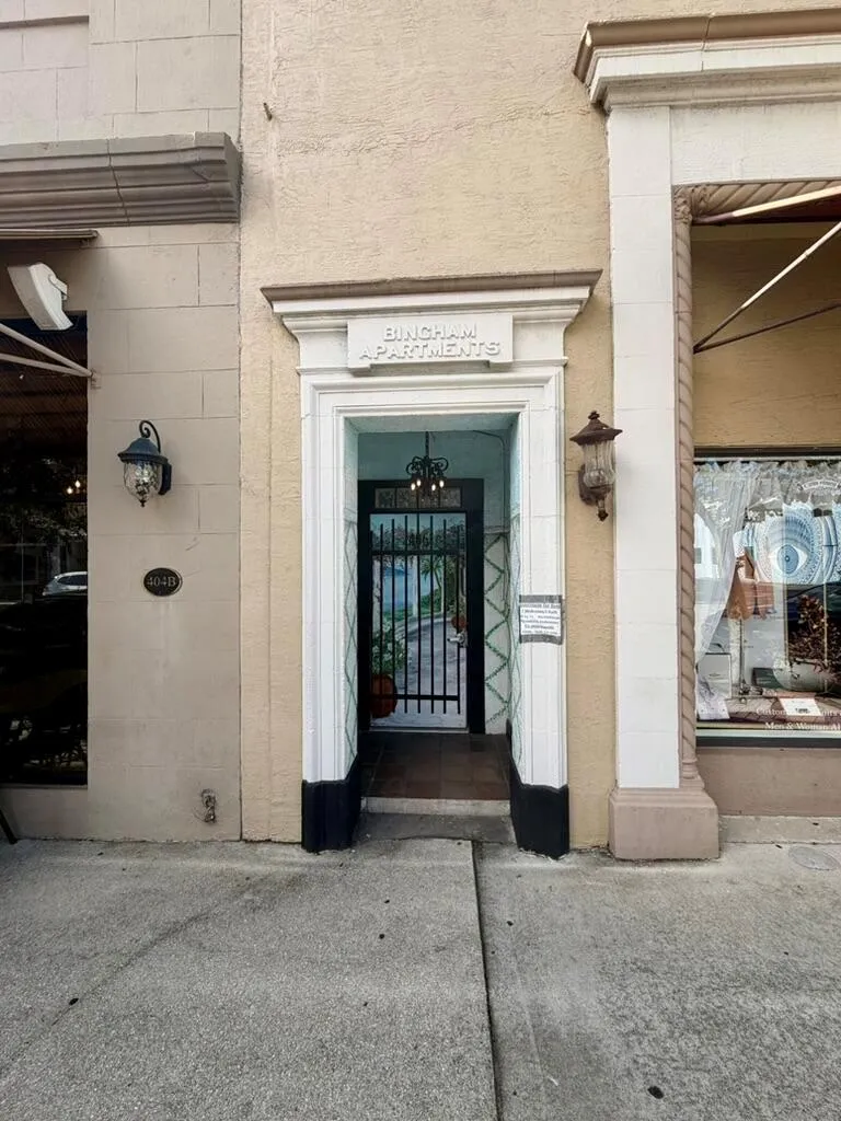 406 NORTHWOOD ROAD #4 West Palm Beach, FL 33407