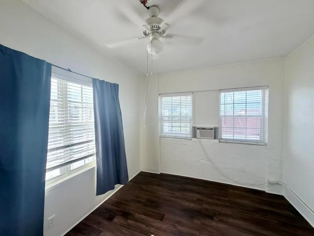 406 NORTHWOOD ROAD #4 West Palm Beach, FL 33407