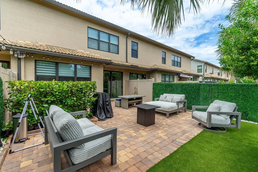 4802 Blistering Way Lake Worth, FL 33467