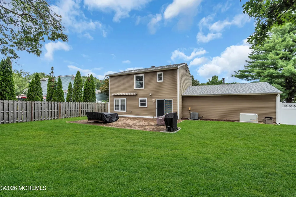 7 Moss Haven Way Howell, NJ 07731