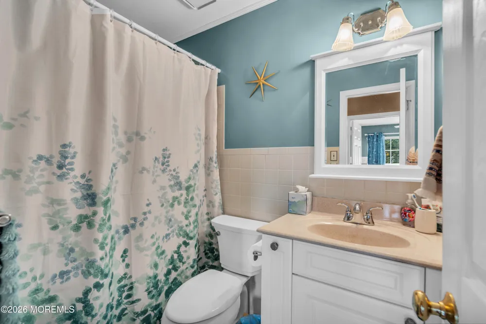 7 Moss Haven Way Howell, NJ 07731