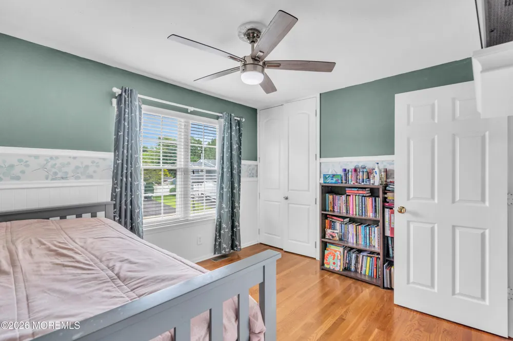 7 Moss Haven Way Howell, NJ 07731