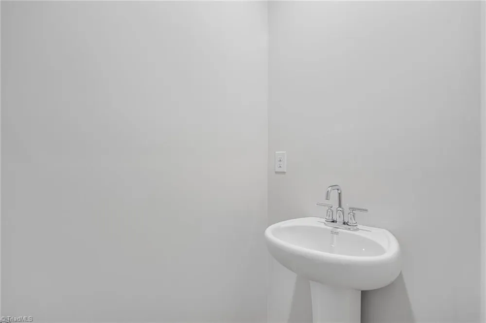 2 Blue Quail Drive Kernersville, NC 27284