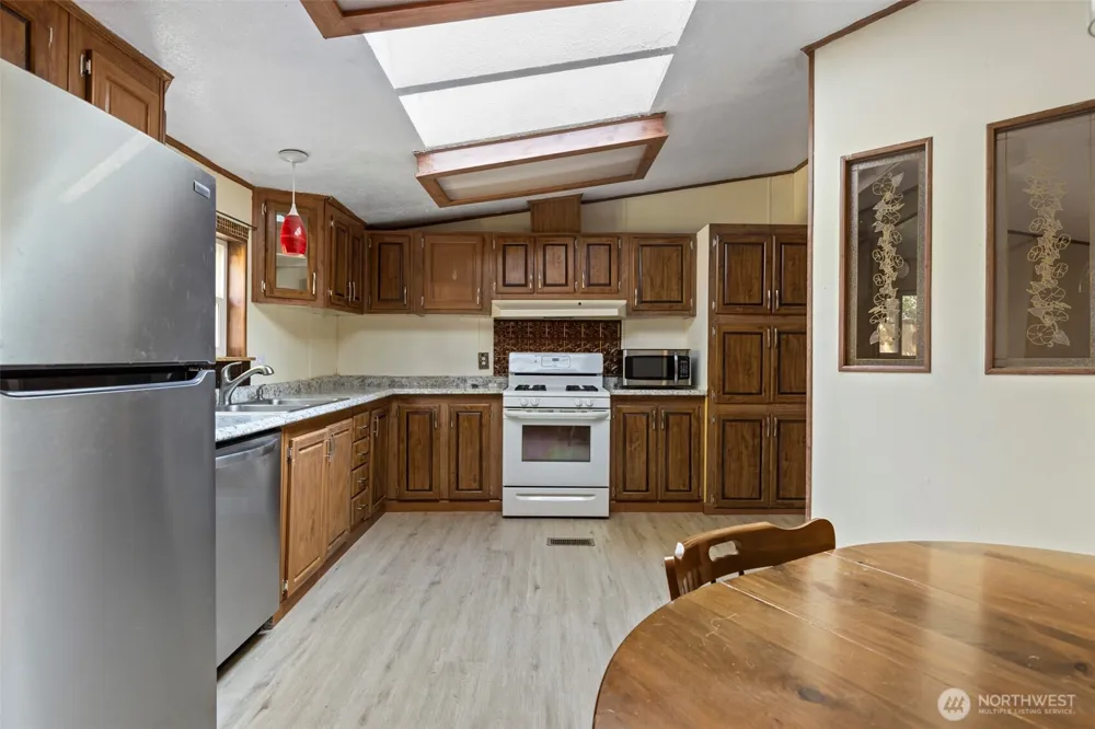 19116 21st Street SW Lakebay, WA 98349