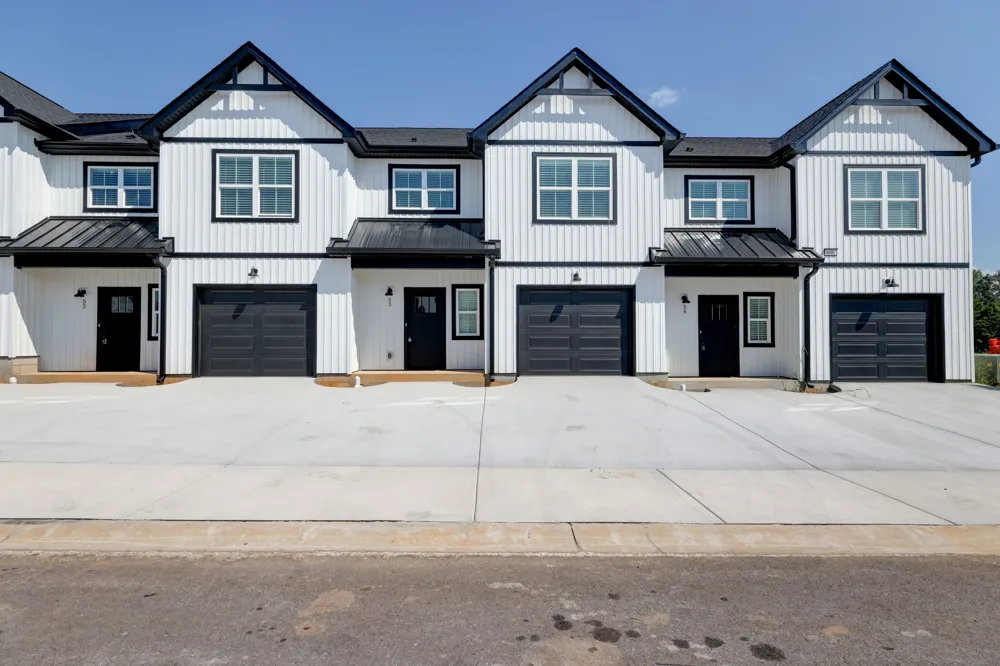 166 Sango Dr Clarksville, TN 37043