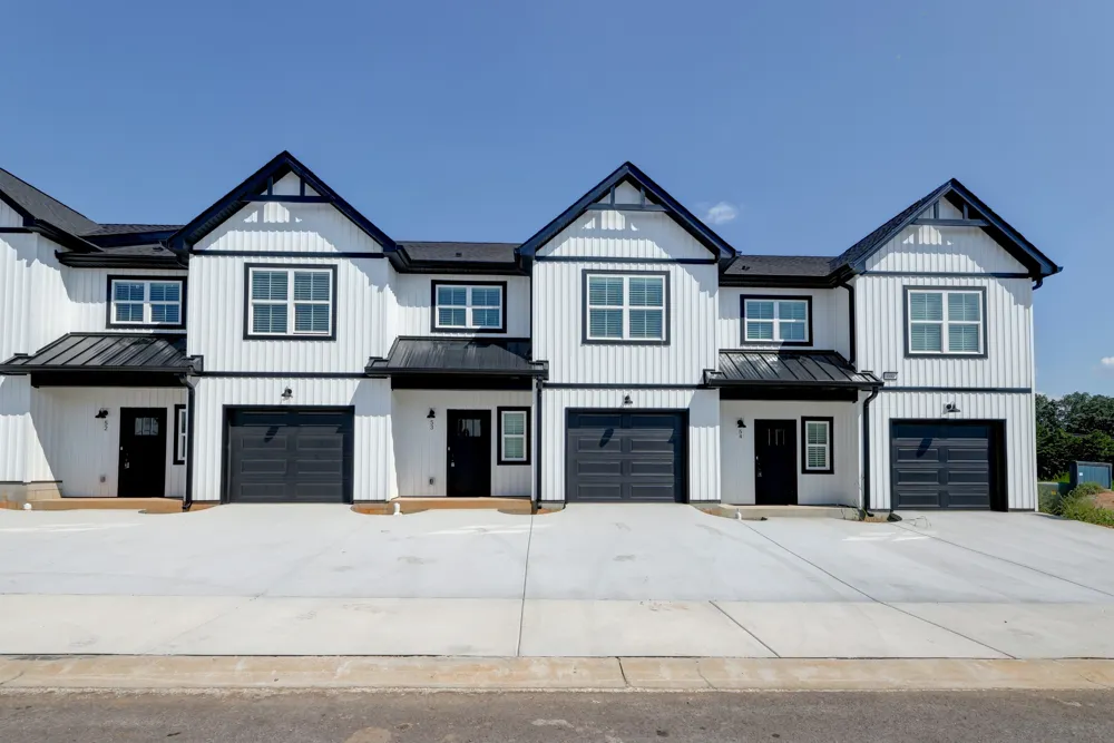 166 Sango Dr Clarksville, TN 37043