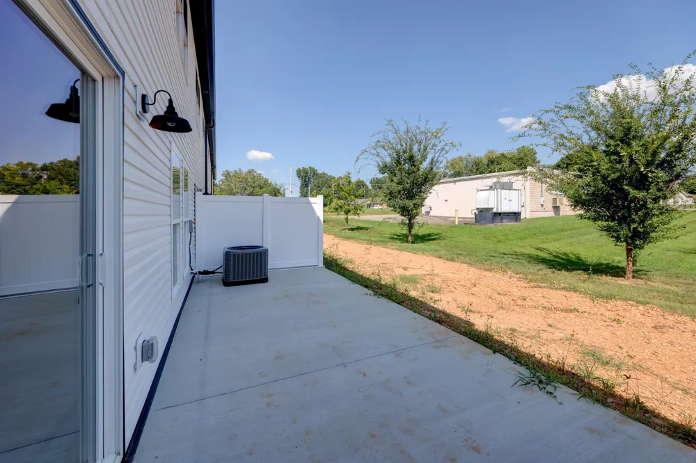 166 Sango Dr Clarksville, TN 37043