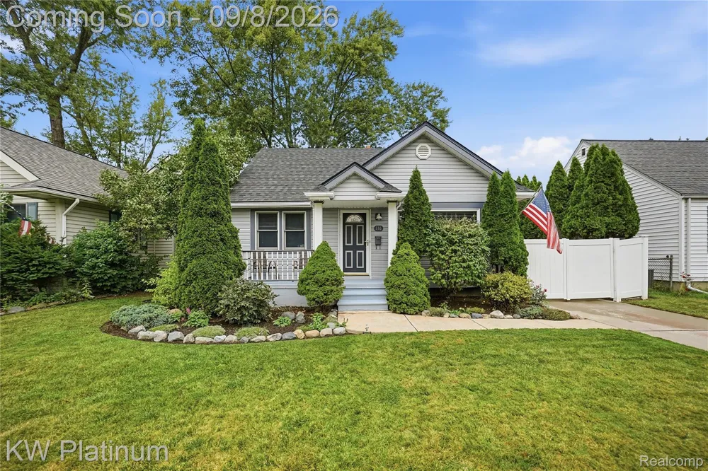 116 S Custer Avenue Clawson City, MI 48017