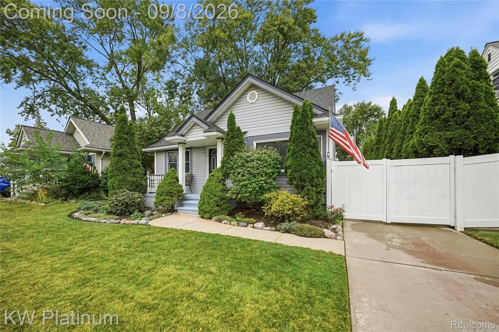 116 S Custer Avenue Clawson City, MI 48017
