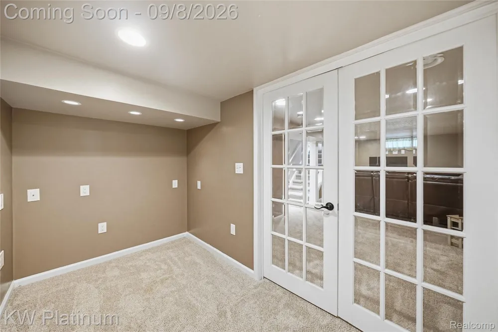 116 S Custer Avenue Clawson City, MI 48017
