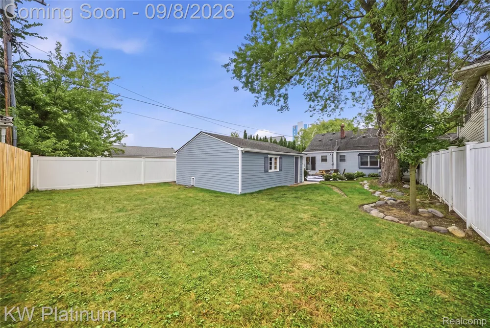 116 S Custer Avenue Clawson City, MI 48017