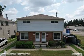 1812 Center Street
