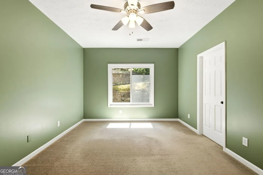 5823 N Cove RD Gainesville, GA 30504