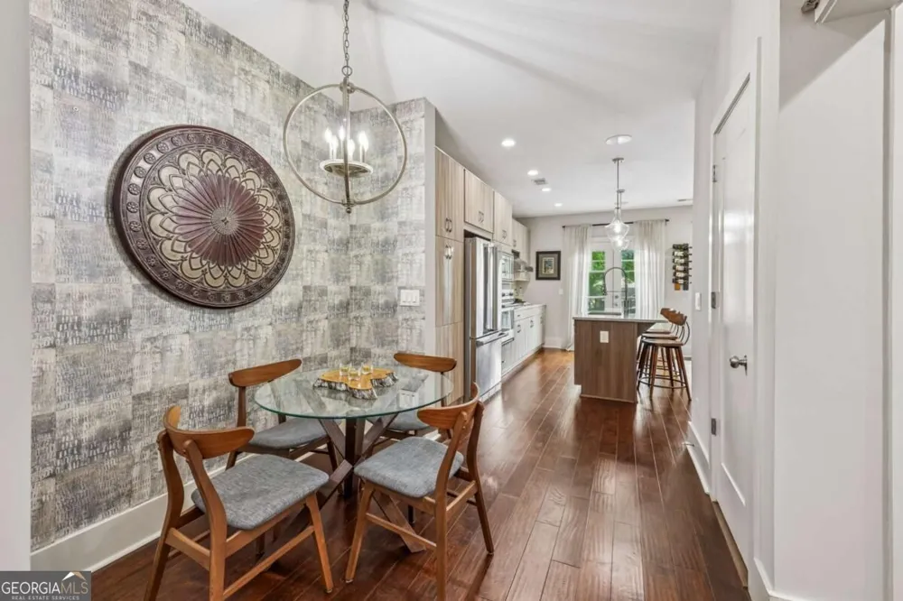 307 Canton WAY Roswell, GA 30075