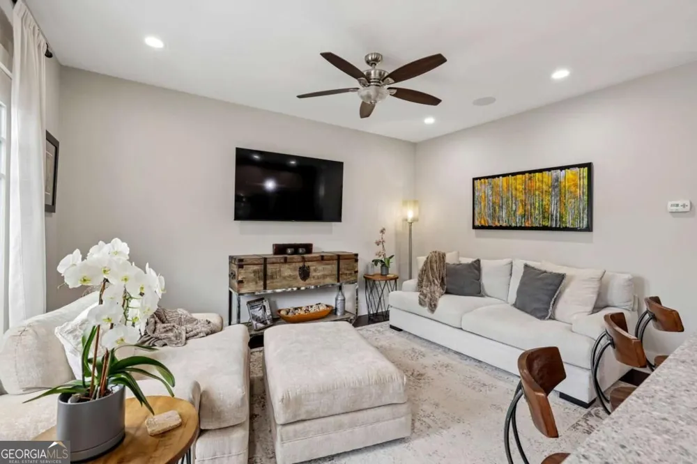 307 Canton WAY Roswell, GA 30075