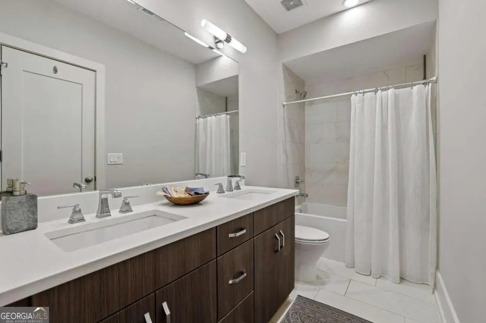 307 Canton WAY Roswell, GA 30075
