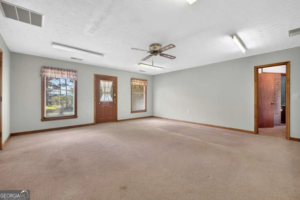 160 Apalachee Churc RD Auburn, GA 30011
