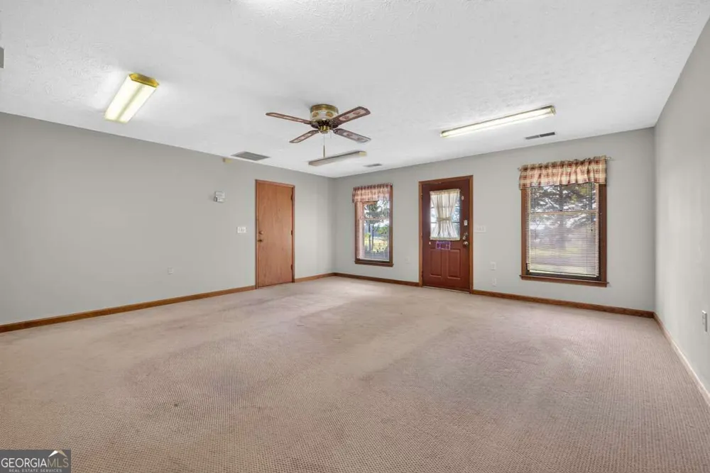 160 Apalachee Churc RD Auburn, GA 30011