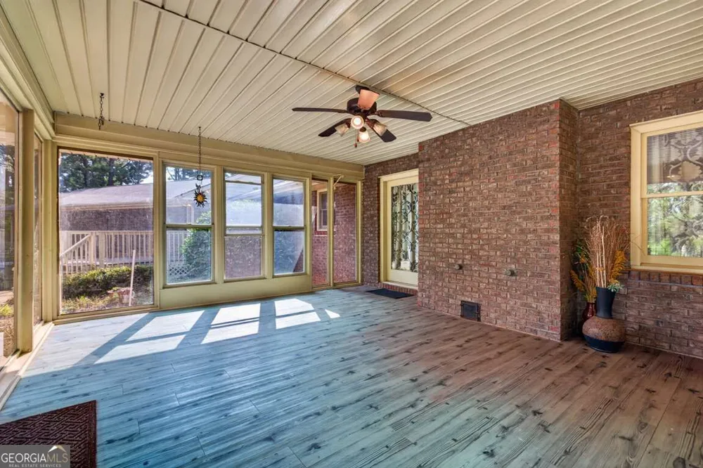 160 Apalachee Churc RD Auburn, GA 30011