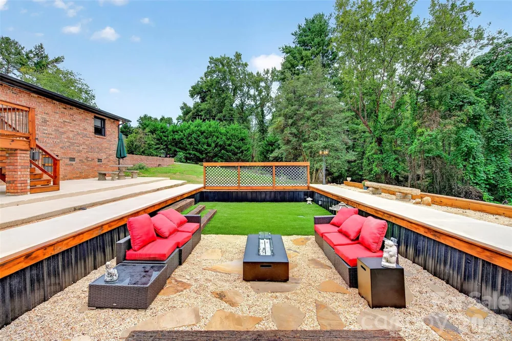 4087 Austin Road Hudson, NC 28638
