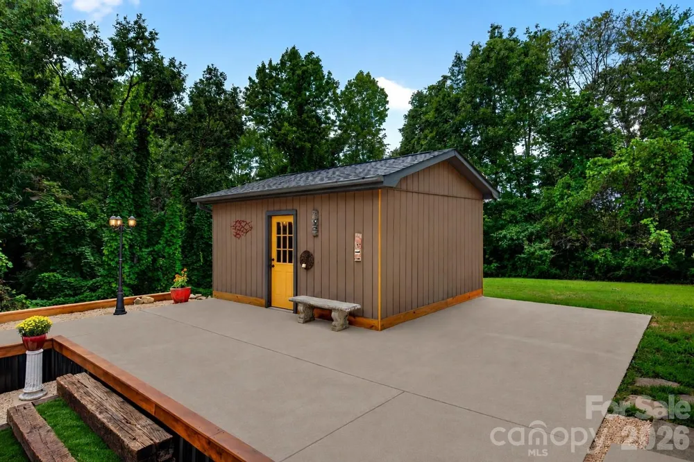 4087 Austin Road Hudson, NC 28638