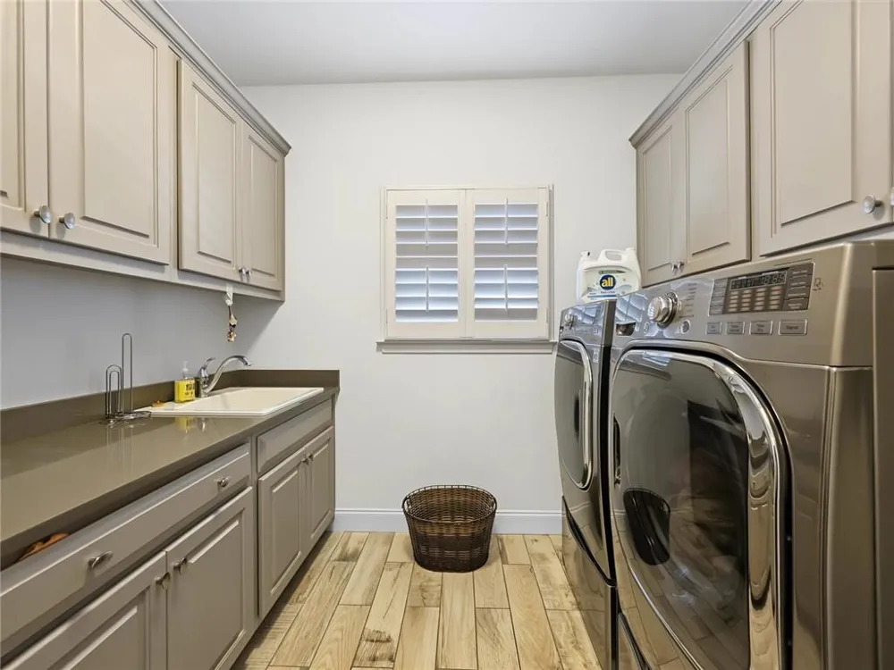 228 Fowler Street Woodstock, GA 30188