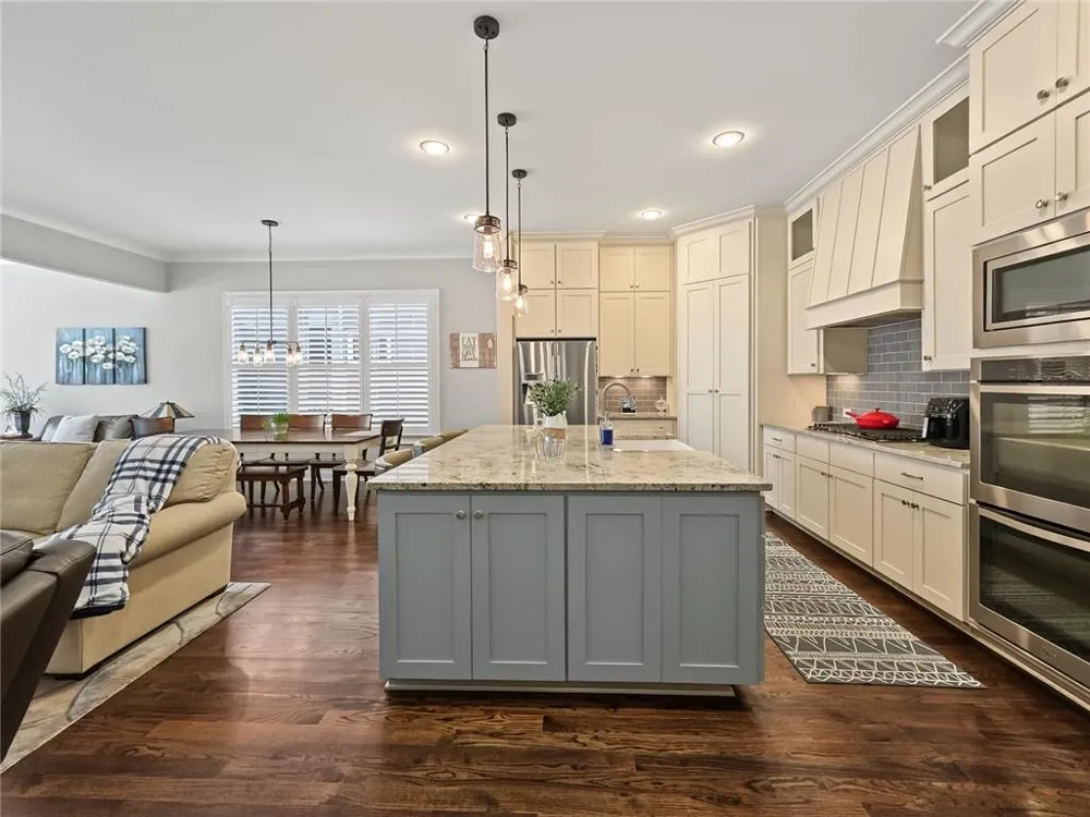 228 Fowler Street Woodstock, GA 30188