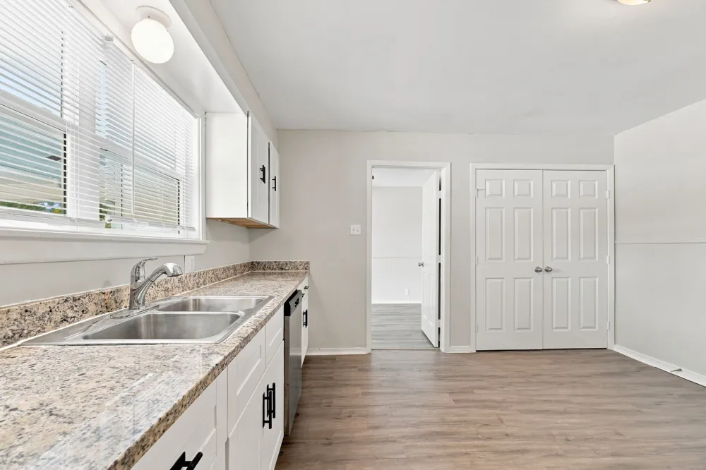 904 Bales Street Cleburne, TX 76033