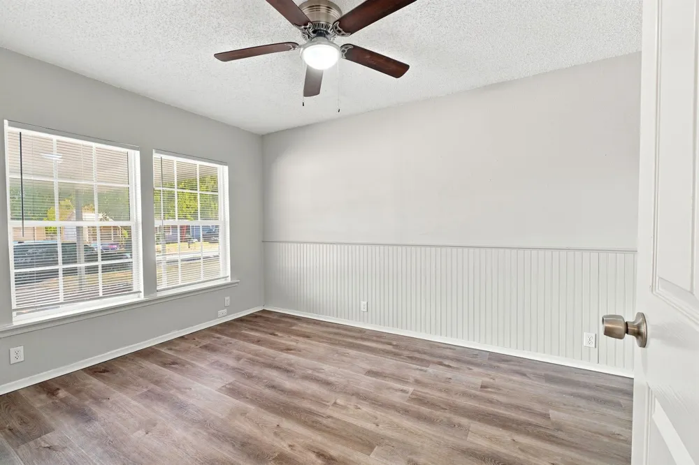 904 Bales Street Cleburne, TX 76033