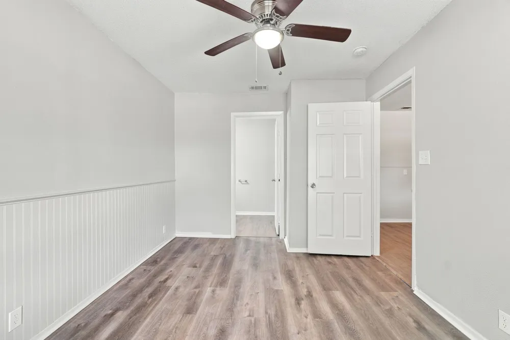 904 Bales Street Cleburne, TX 76033