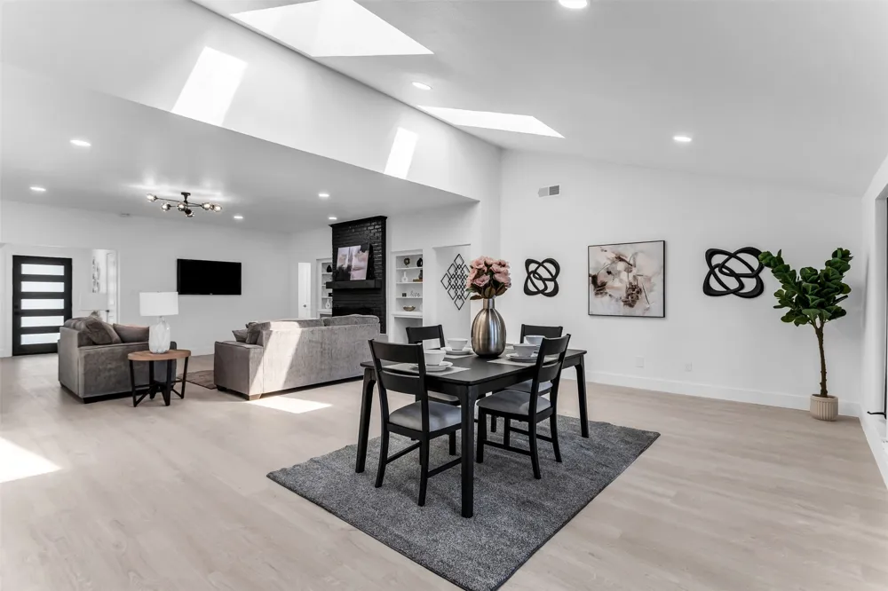 16801 Thomas Chapel Drive Dallas, TX 75248