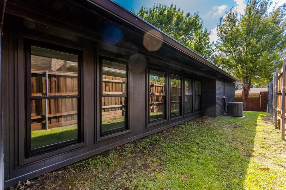16801 Thomas Chapel Drive Dallas, TX 75248