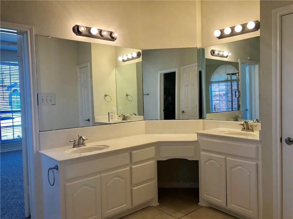 11375 Cedar Springs Drive Frisco, TX 75035