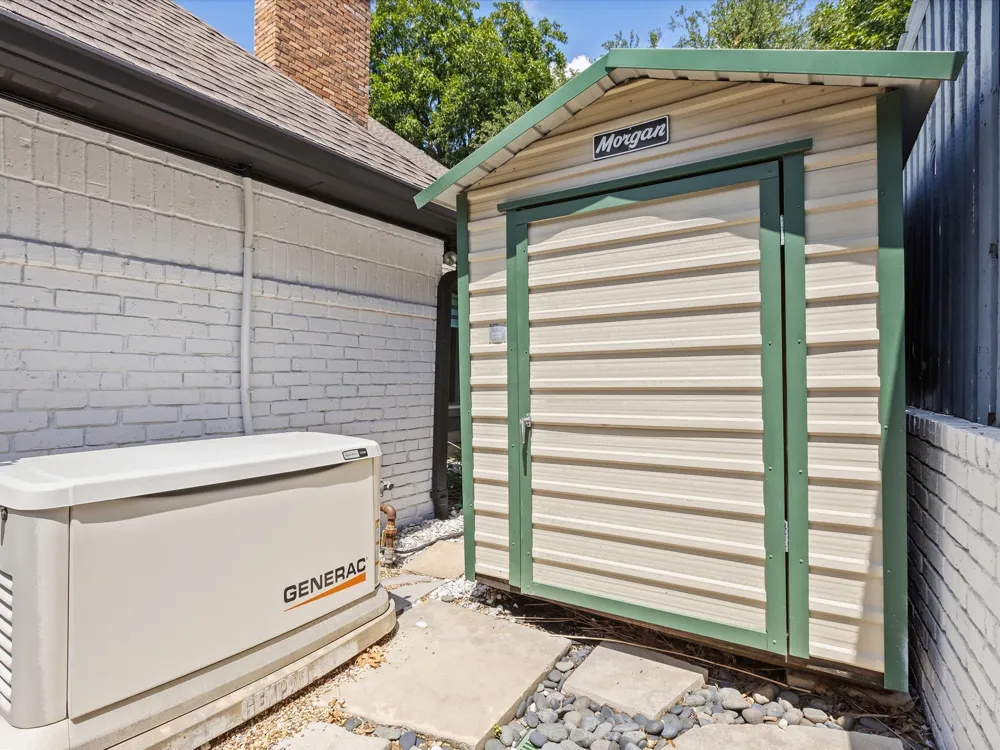 5602 Twin Brooks Drive Dallas, TX 75252